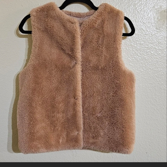 Zara Beige Quilted Vest - Picture 1 of 12
